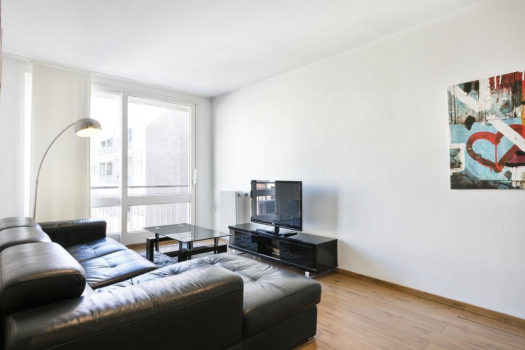 Uma Suites Bruc Barcelona Room photo